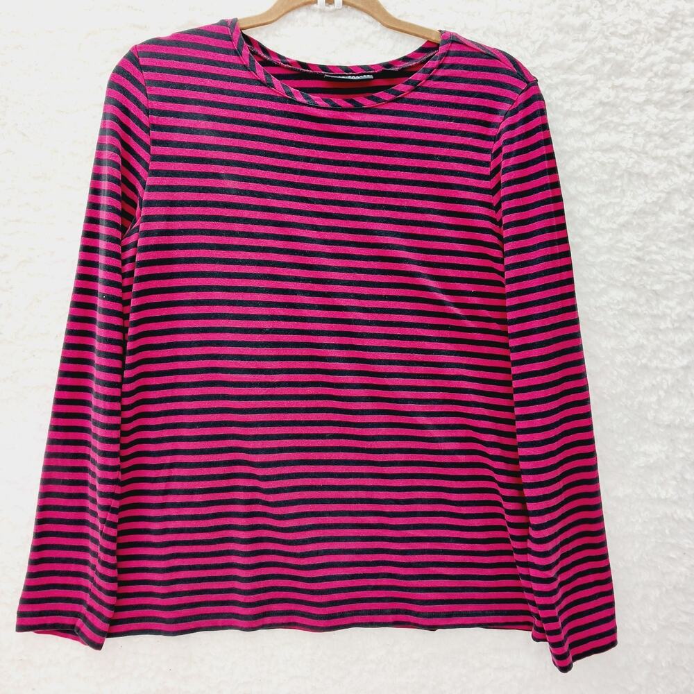 T-Shirt Women Striped Red Black Classic Casual Minimalist Everyday Goth Size S